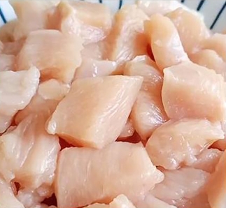 REBANADA DE CARNE FRESCA / CORTADOR DE ALAMBRE