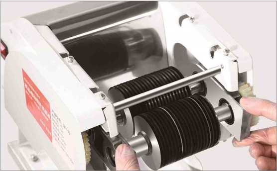 CORTADOR DE REBANADAS DE CARNE DESMONTABLE DE ESCRITORIO4