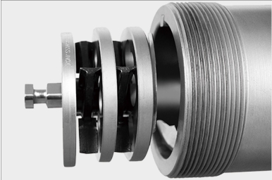 PICADORA DE CARNE DE DOS CUCHILLOS Y TRES REDES